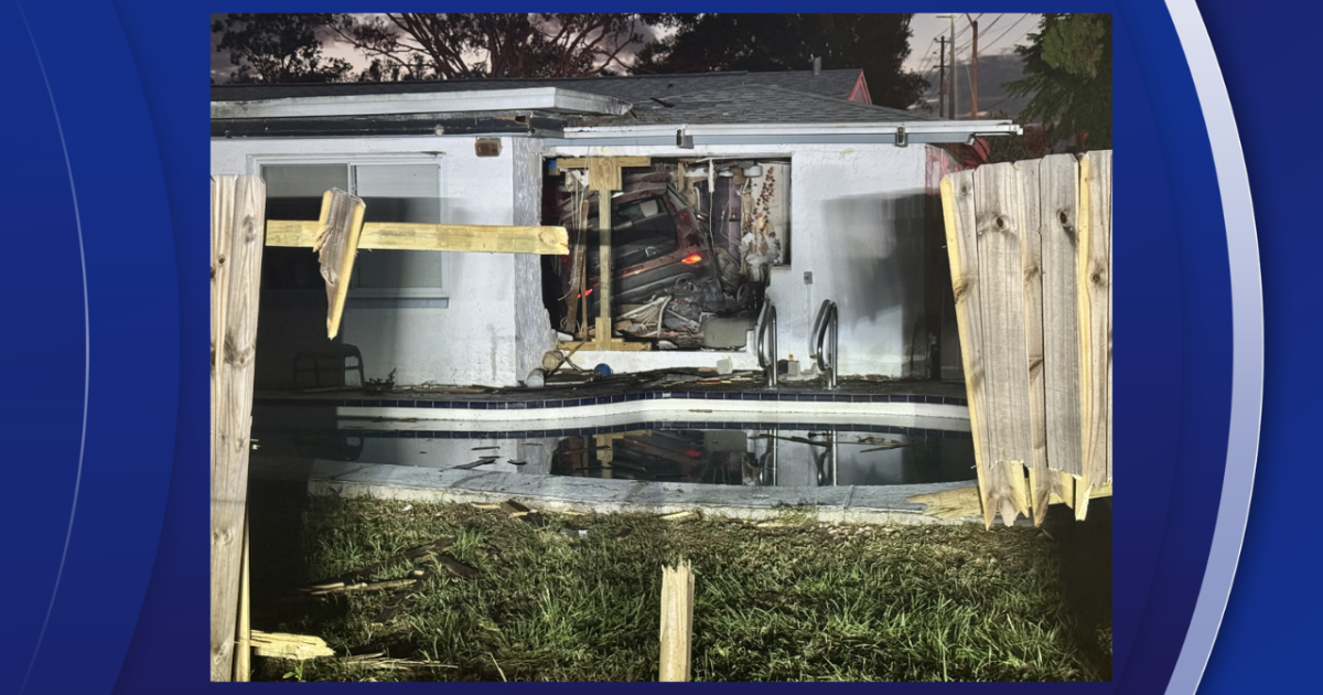 Car Crashes Into Home, Injuring Four In Pasco County