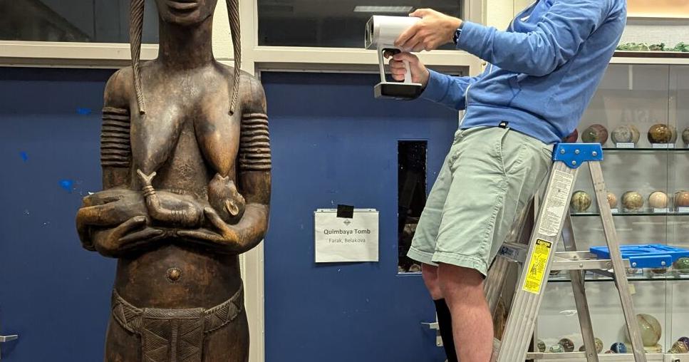Museum Preserves Ancient Artifacts With 3D Scanning Technology