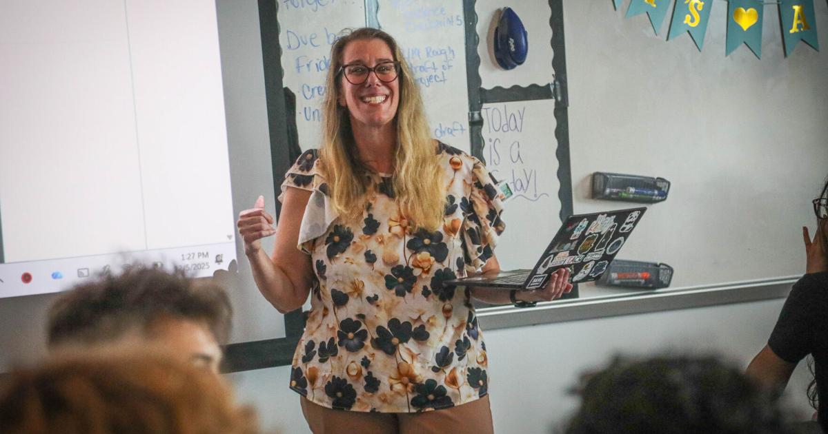 Teacher Finalist Brings History Alive With Creative Costumes