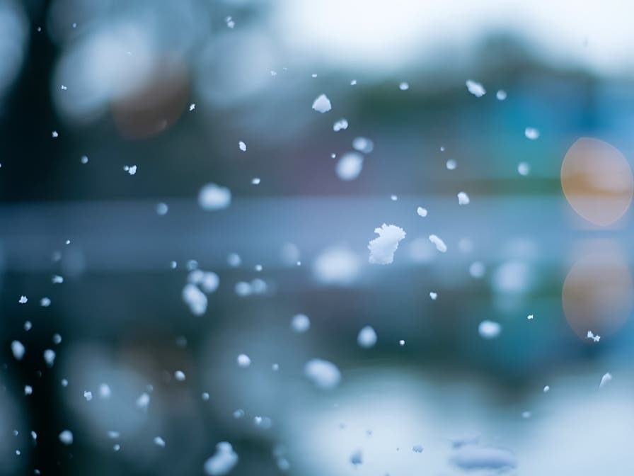 Potential Snow Flurries in Tampa Bay Area This Weekend