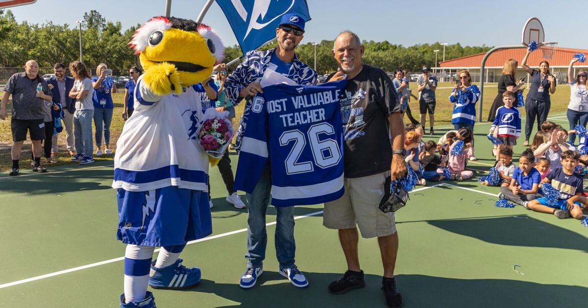 Oakstead Elementary Ball Hockey Coach Named NHL Future Goals Most Valuable Teacher