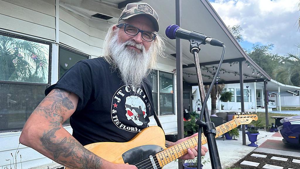Local Man Plays National Anthem for 40 Years to Honor Father