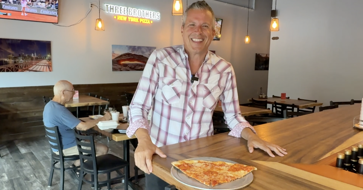 Local Restaurant Offers Free Pizza to School Children During Summer