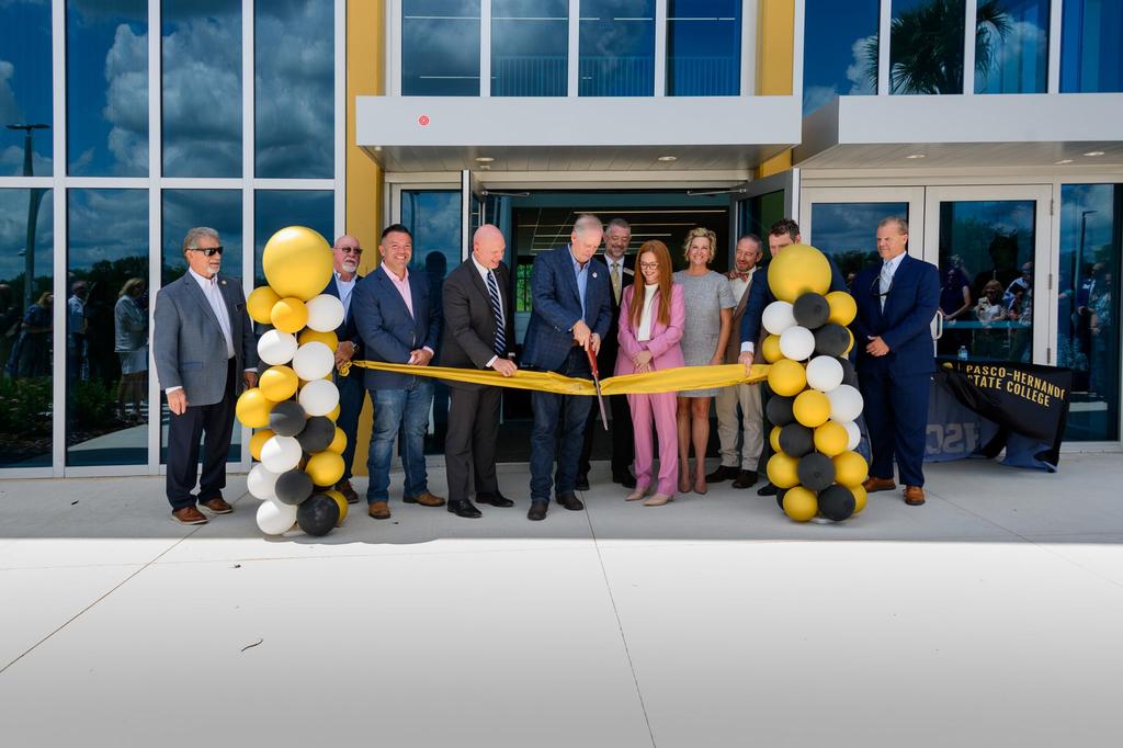 Pasco-Hernando State College Opens New Science And Innovation Center With Mock Ambulance Feature