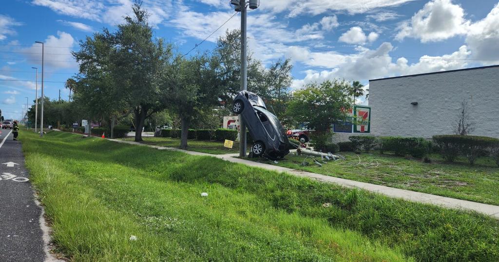 Woman Injured After Losing Control of Vehicle on Pasco County Highway