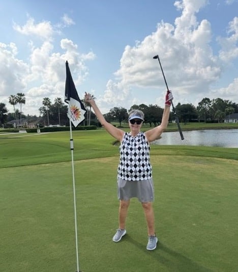 Senior woman achieves hole-in-one after fifteen years of playing golf course regularly